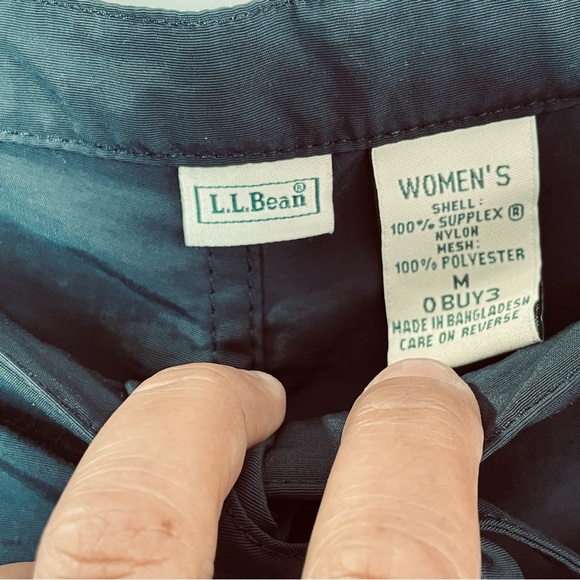 LL Bean Black Womans Size M 0 BUY 3. Tie Nylon Hiking Shorts. Rise 11.5” - Picture 6 of 8